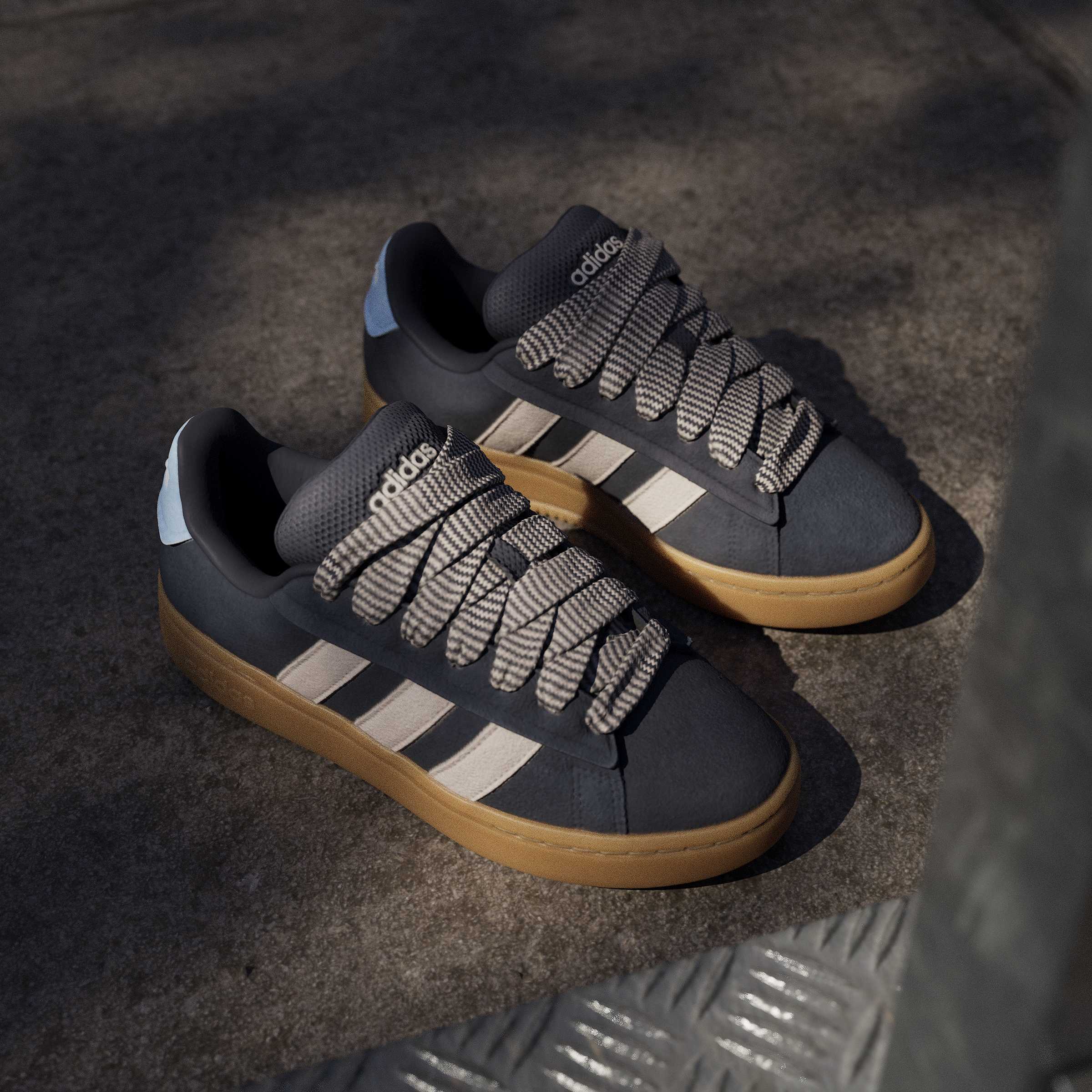 Women's Grand Court Alpha 00s