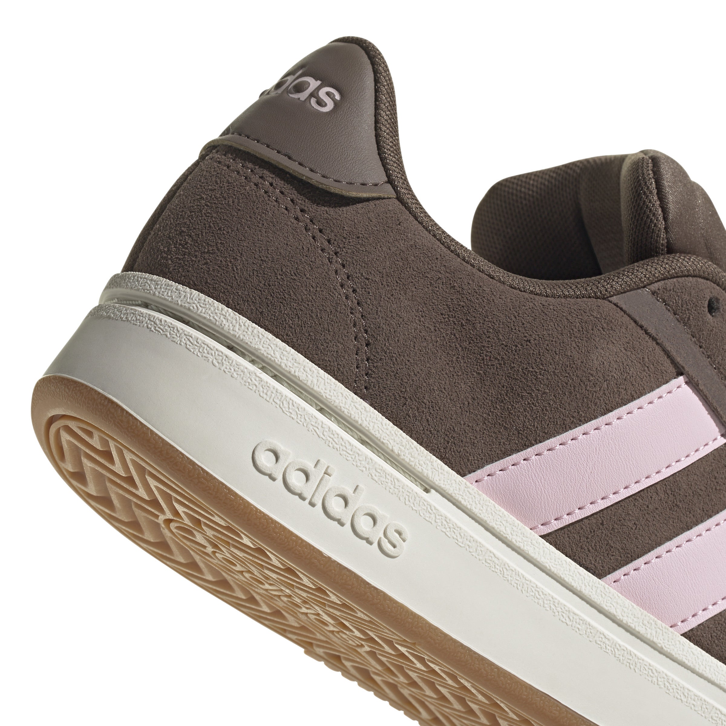 Women's Grand Court Alpha 00s