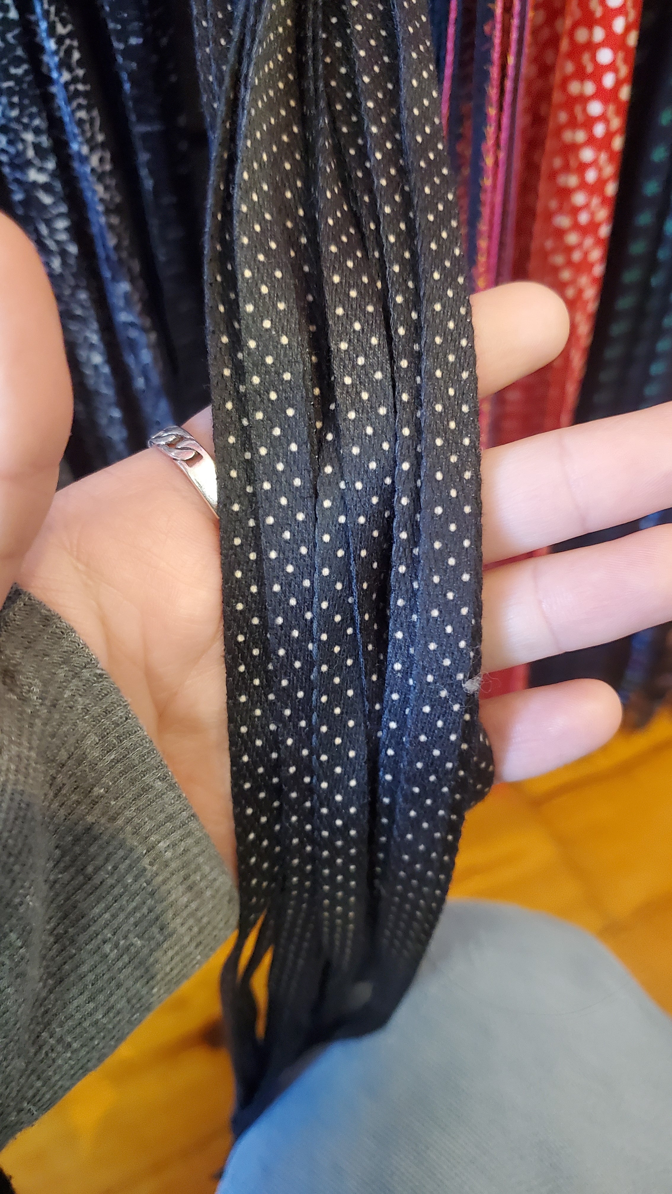 Flat Polka Dots Black/Cream