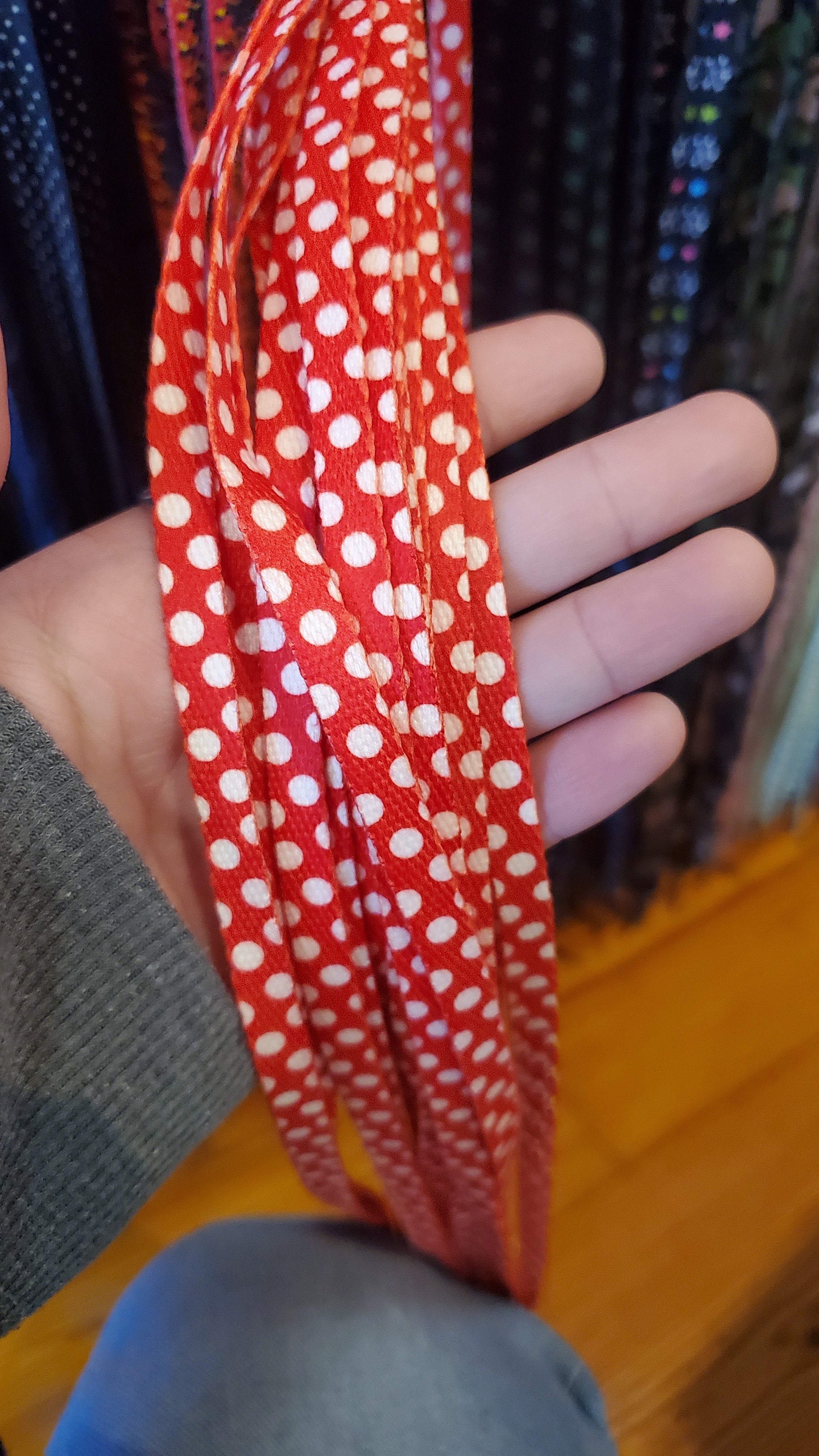 Flat Lady Bug Red/White