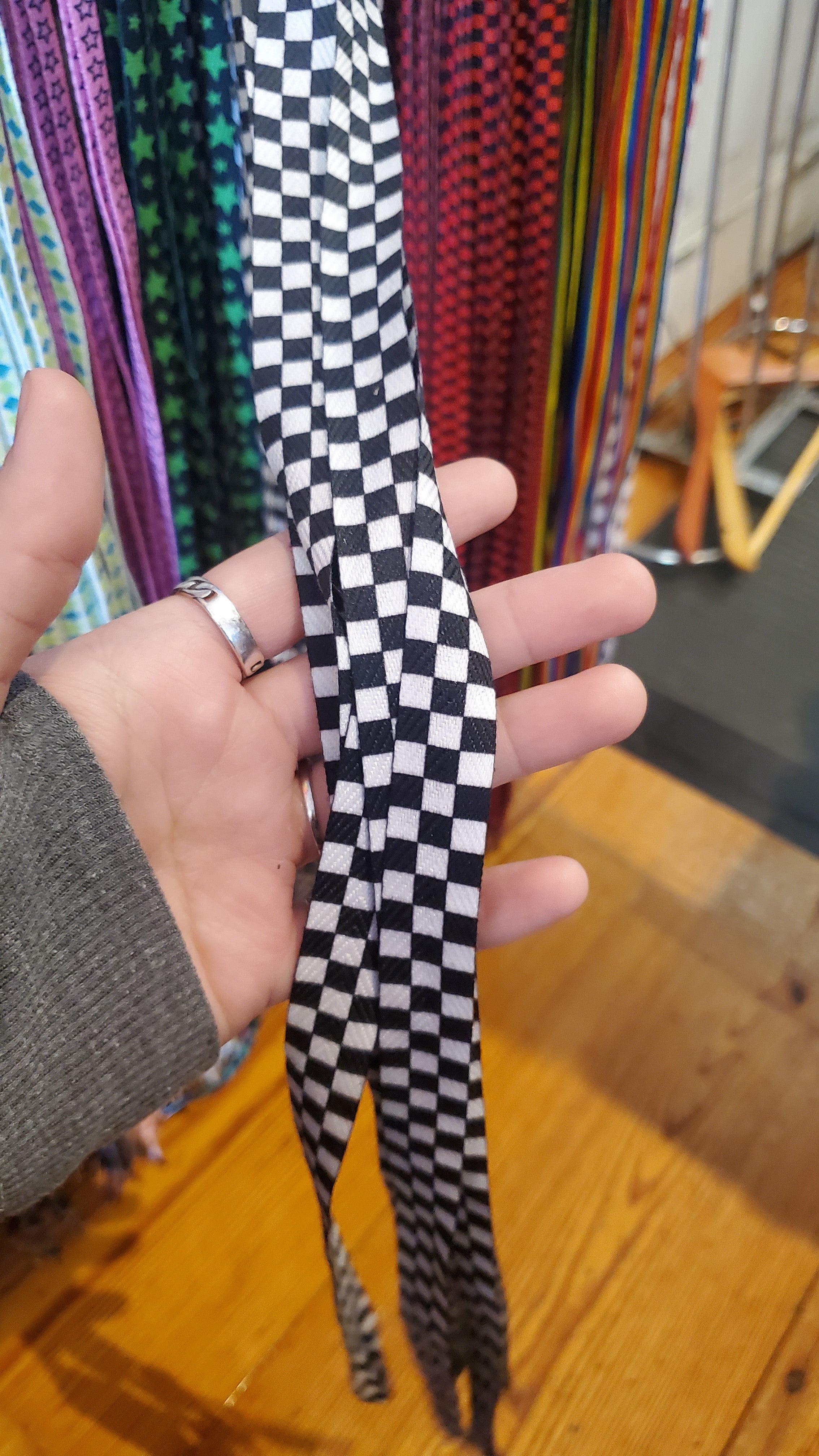 Thick Checkers Black/White